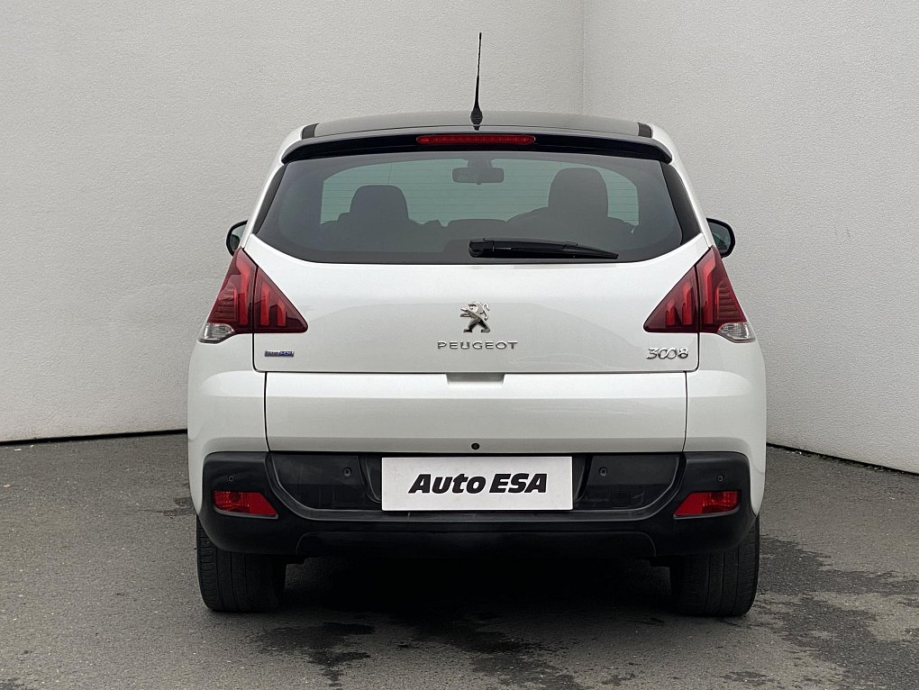 Peugeot 3008 1.2 PT 