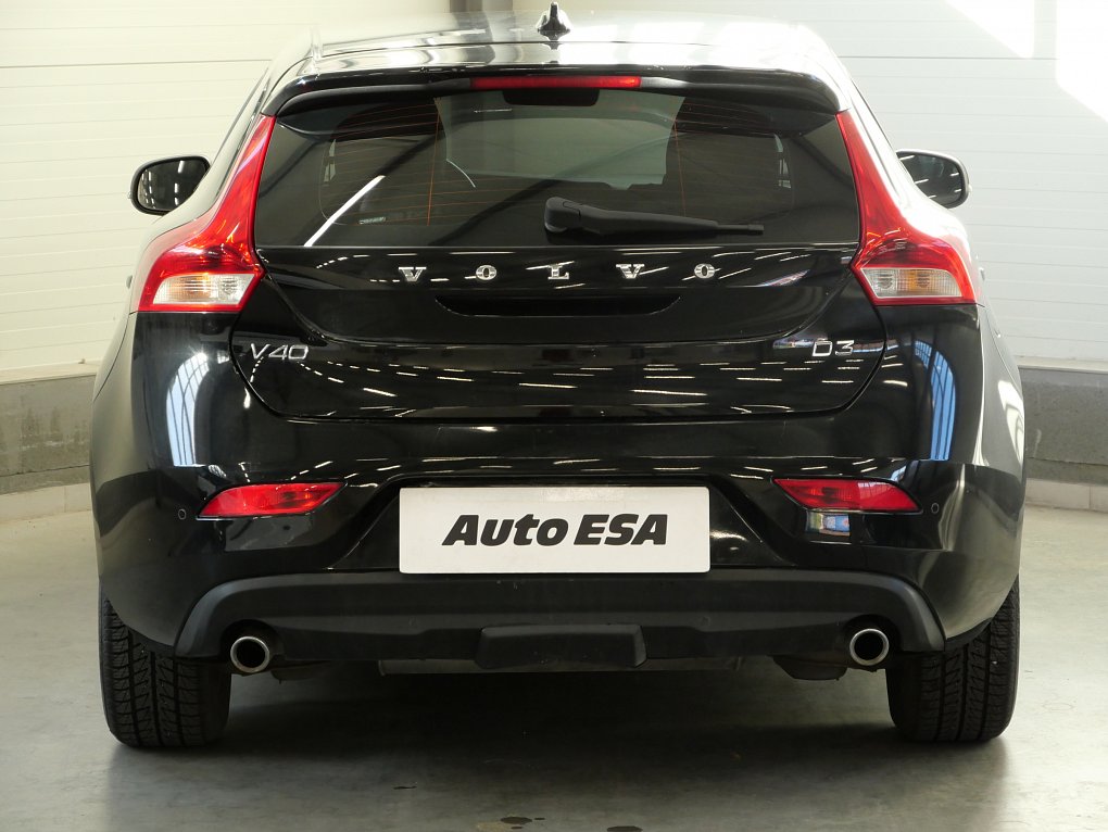 Volvo V40 2.0D 