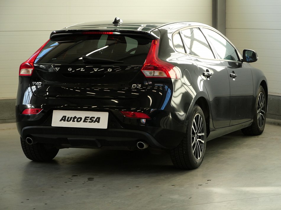 Volvo V40 2.0D 