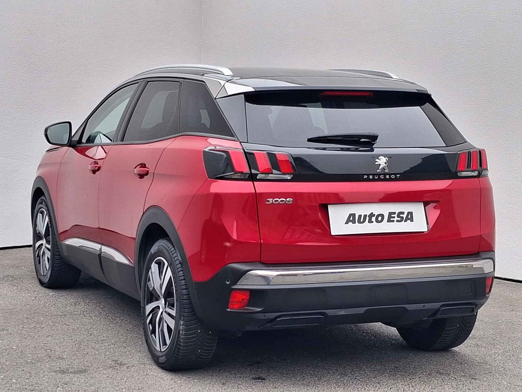 Peugeot 3008 1.2 PT Allure