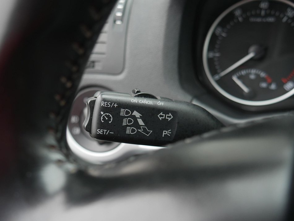 Škoda Octavia II 1.6 MPi Ambiente