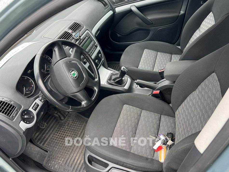 Škoda Octavia II 1.6 MPi 