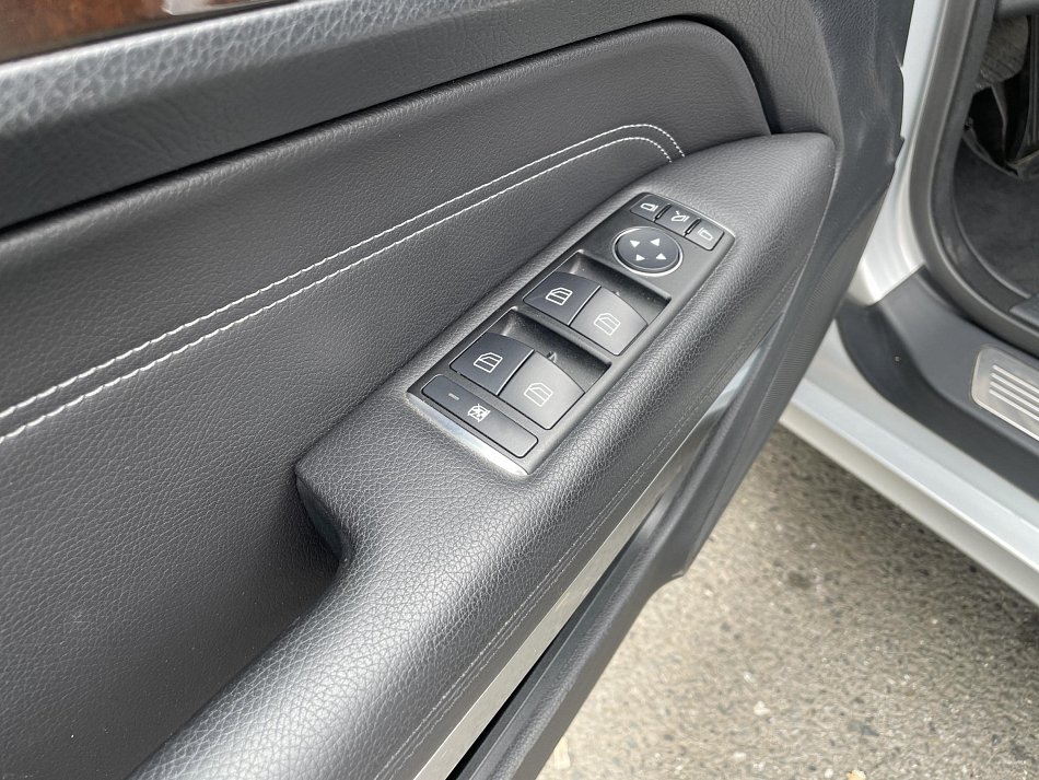 Mercedes-Benz Třída E 3.0 CDi  E350