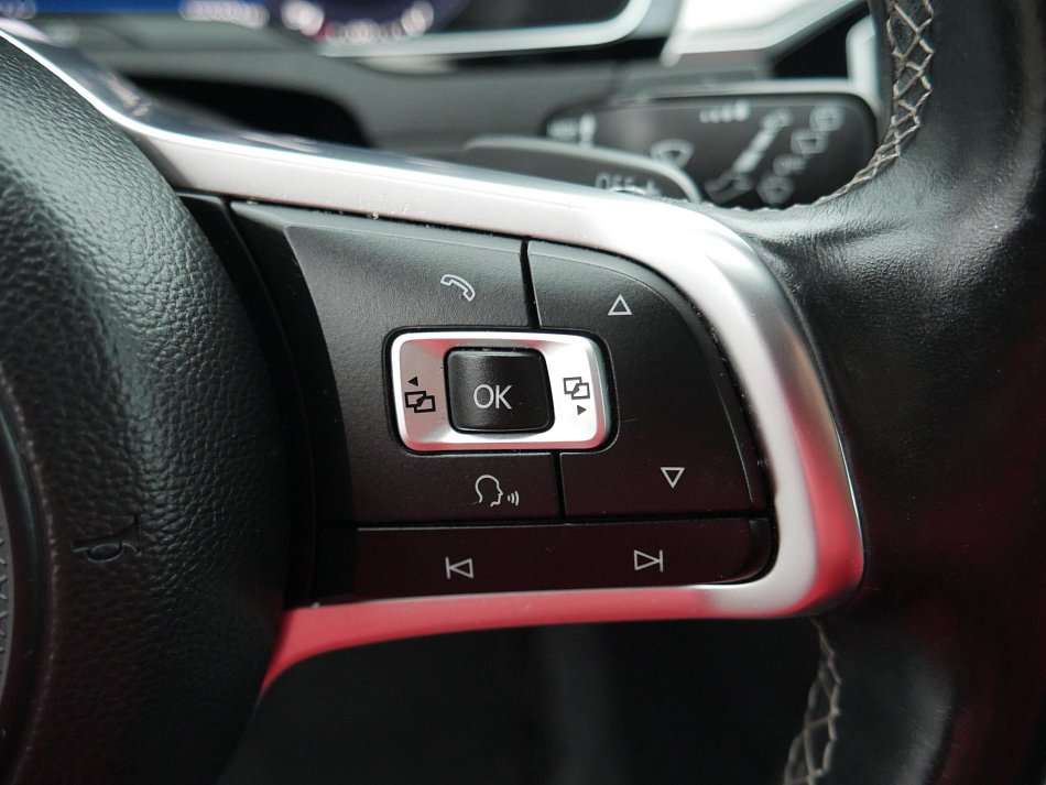 Volkswagen Passat 2.0 TDi R-Line 4x4