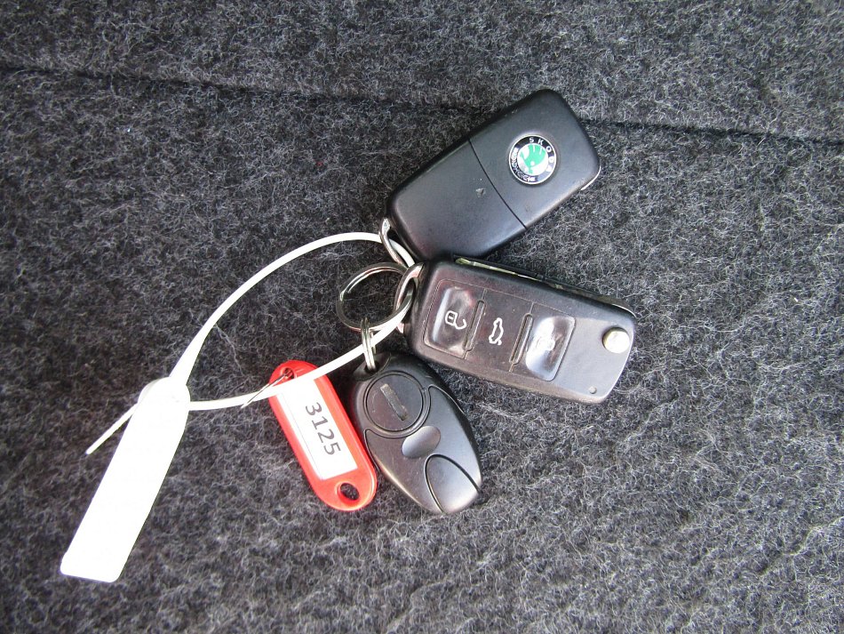 Škoda Superb II 2.0 TDi Elegance