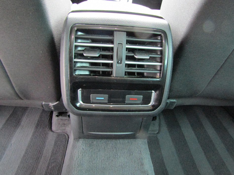 Volkswagen Passat 2.0TDi 