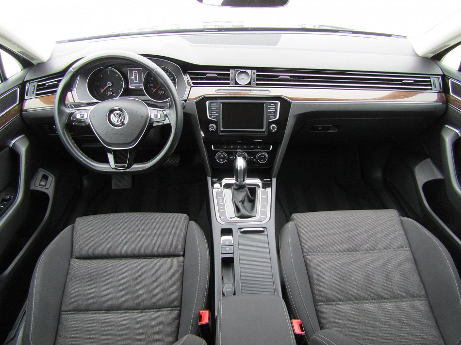 Volkswagen Passat 2.0TDi 