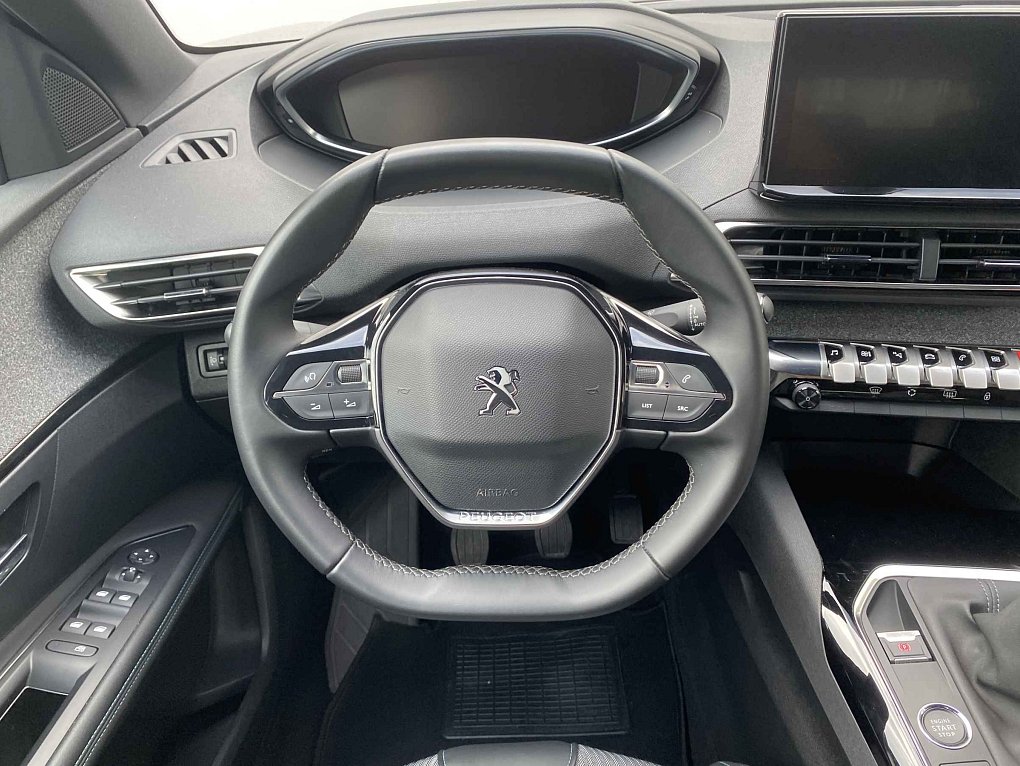 Peugeot 3008 1.2 PT Allure