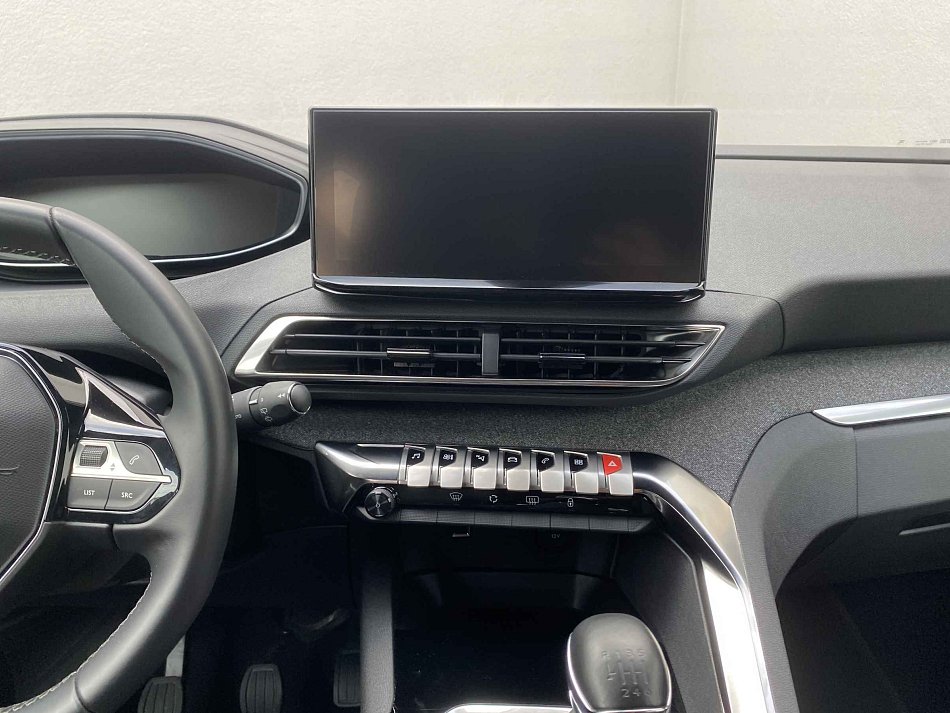 Peugeot 3008 1.2 PT Allure