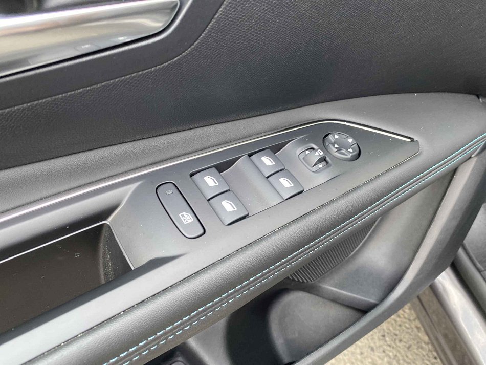 Peugeot 3008 1.2 PT Allure