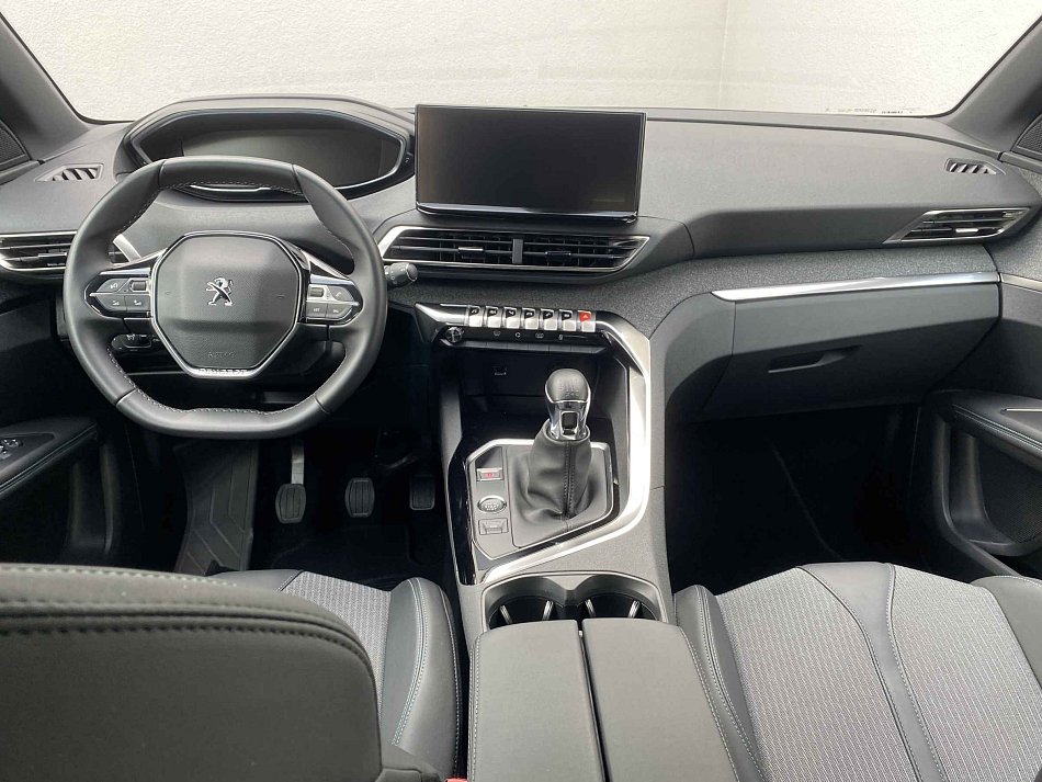 Peugeot 3008 1.2 PT Allure