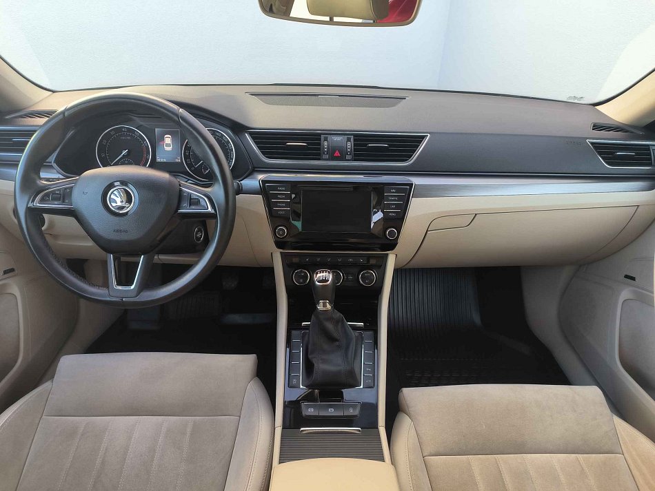 Škoda Superb III 1.4 TSi Style