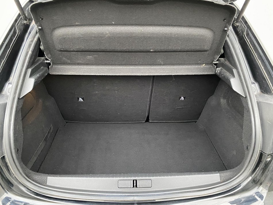 Peugeot 208 1.2PT Allure