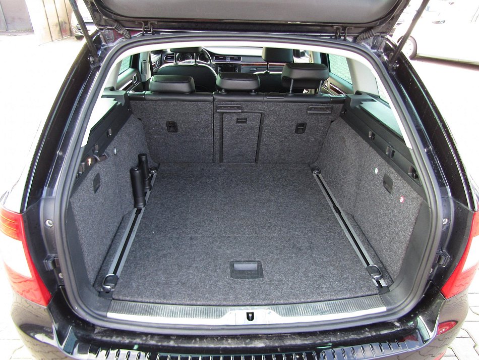 Škoda Superb II 2.0 TDi Elegance