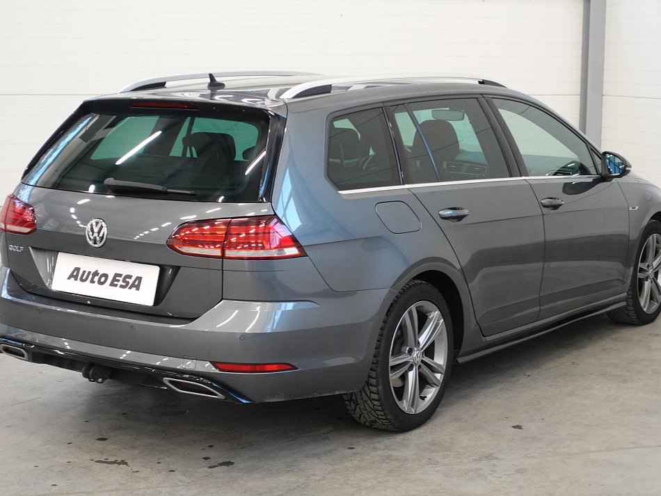 Volkswagen Golf 1.6 TDi R-Line