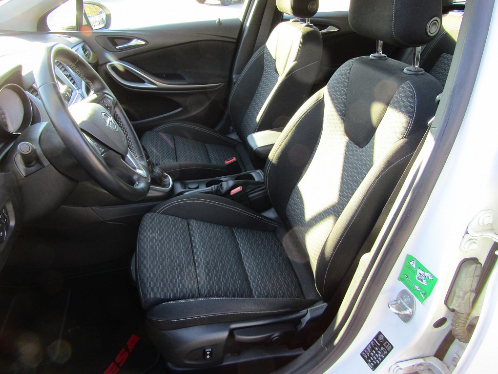 Opel Astra 1.6 CDTi 