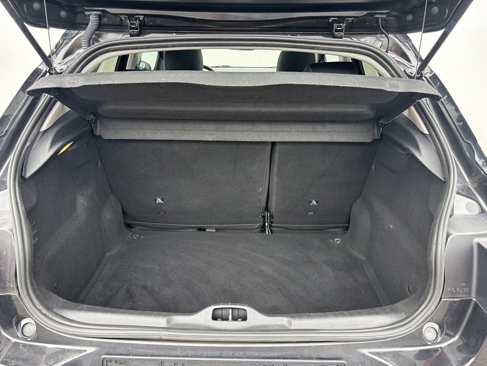 Citroën C4 Cactus 1.2 PT Shine