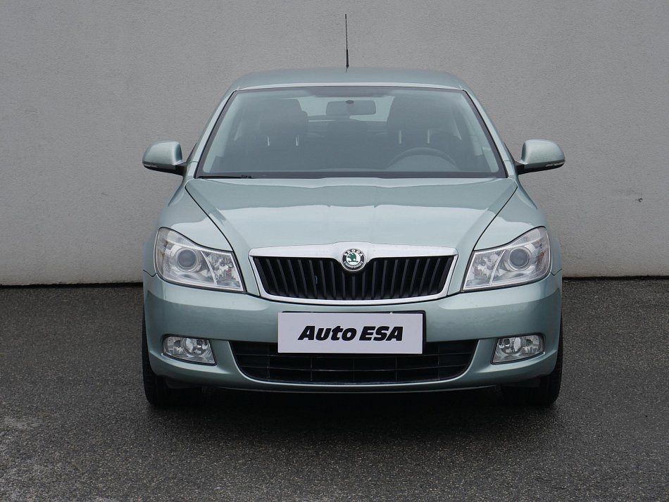 Škoda Octavia II 1.6 MPi Ambiente