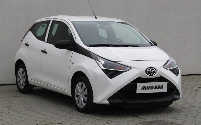 Toyota Aygo 1.0i 