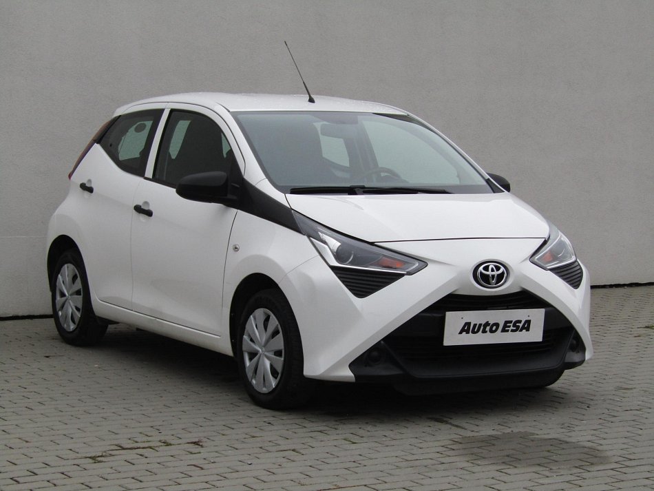 Toyota Aygo 1.0i 