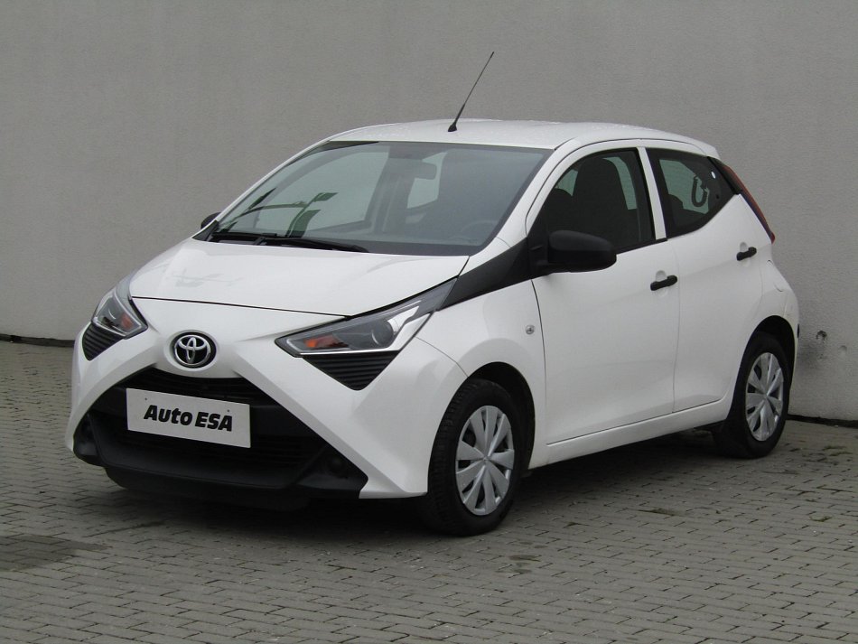 Toyota Aygo 1.0i 