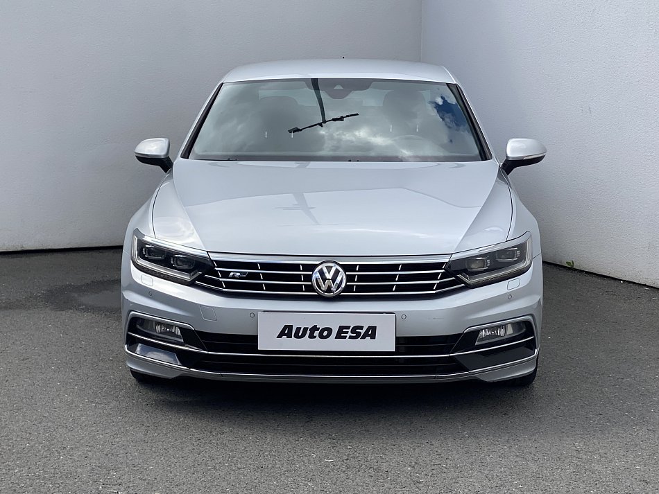 Volkswagen Passat 2.0 TDi Highline 4x4 R-Line