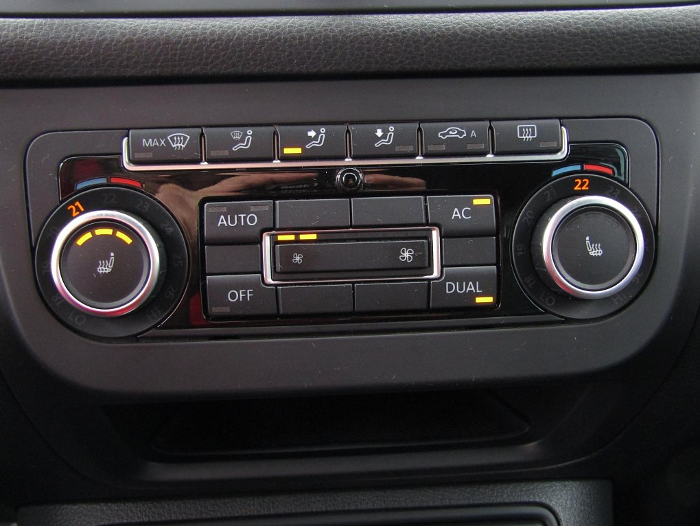 Volkswagen Golf Plus 1.6 TDi 