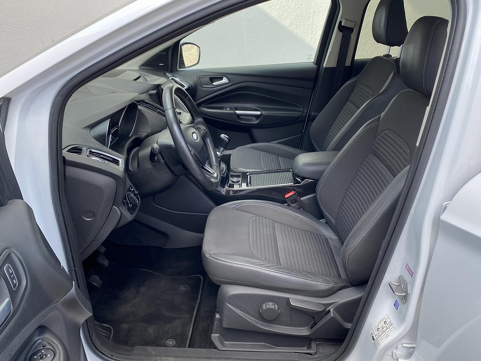 Ford Kuga 2.0 TDCi Titanium