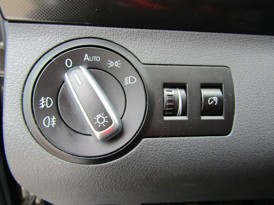 Volkswagen Touran 1.4 TSi 