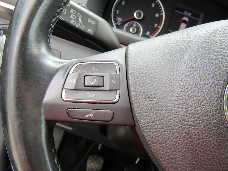 Volkswagen Touran 1.4 TSi 