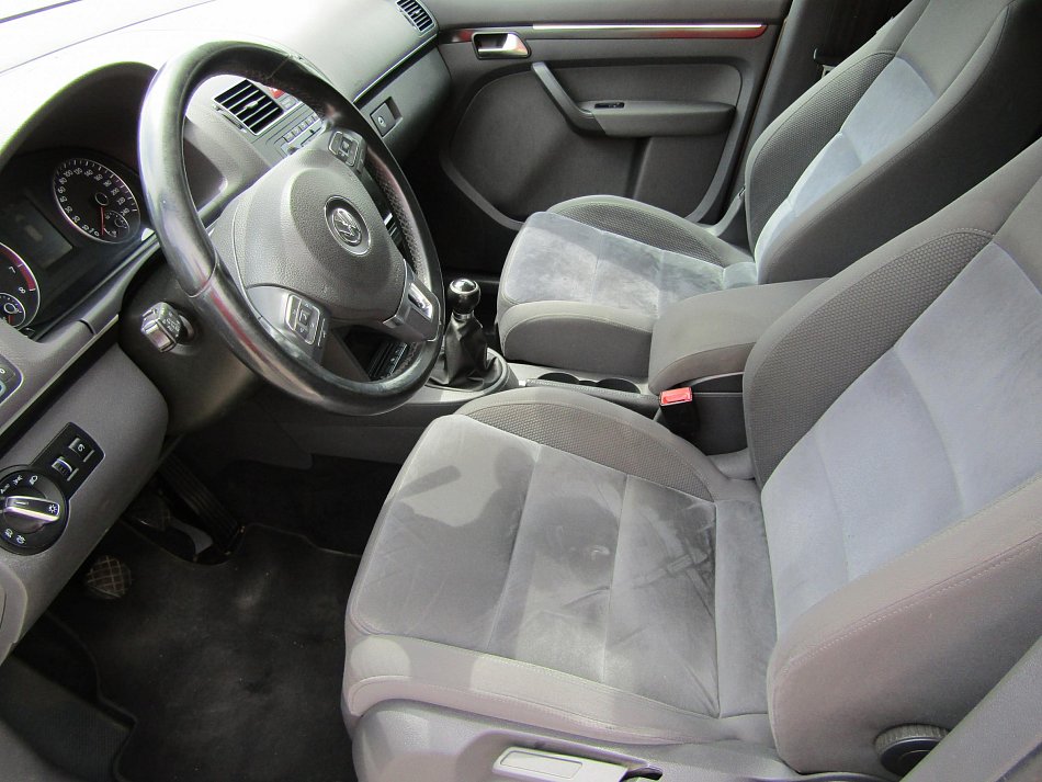 Volkswagen Touran 1.4 TSi 