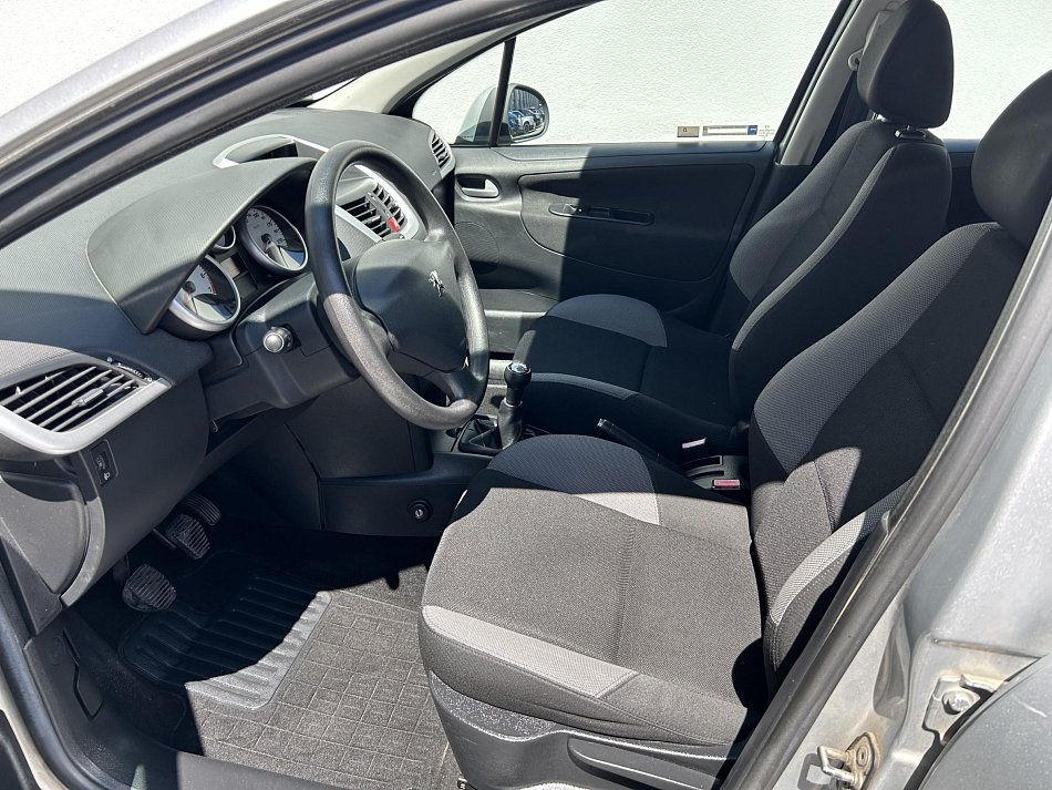 Peugeot 207 1.4i Outdoor SW