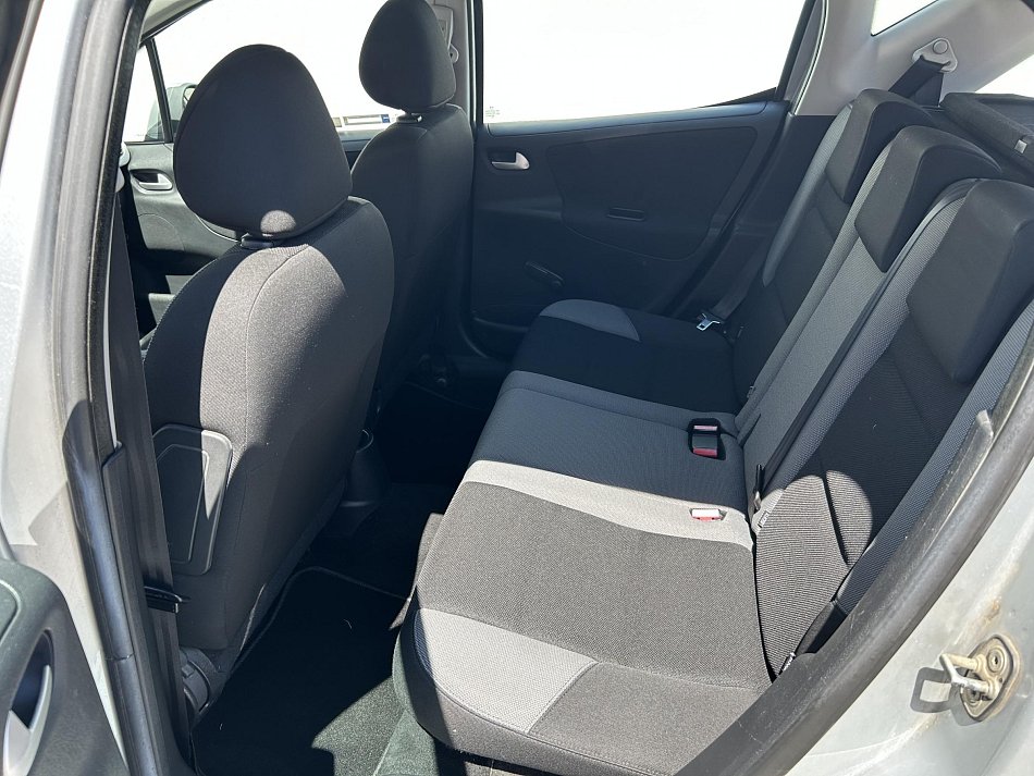 Peugeot 207 1.4i Outdoor SW