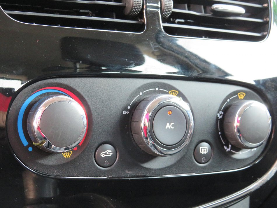 Renault Clio 1.2 16V 