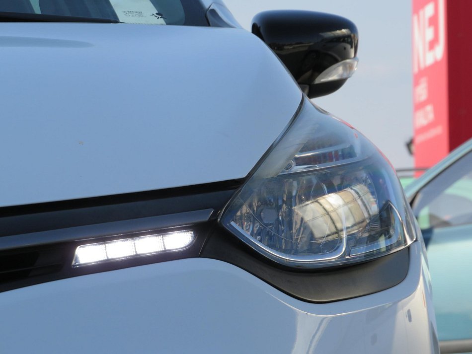 Renault Clio 1.2 16V 