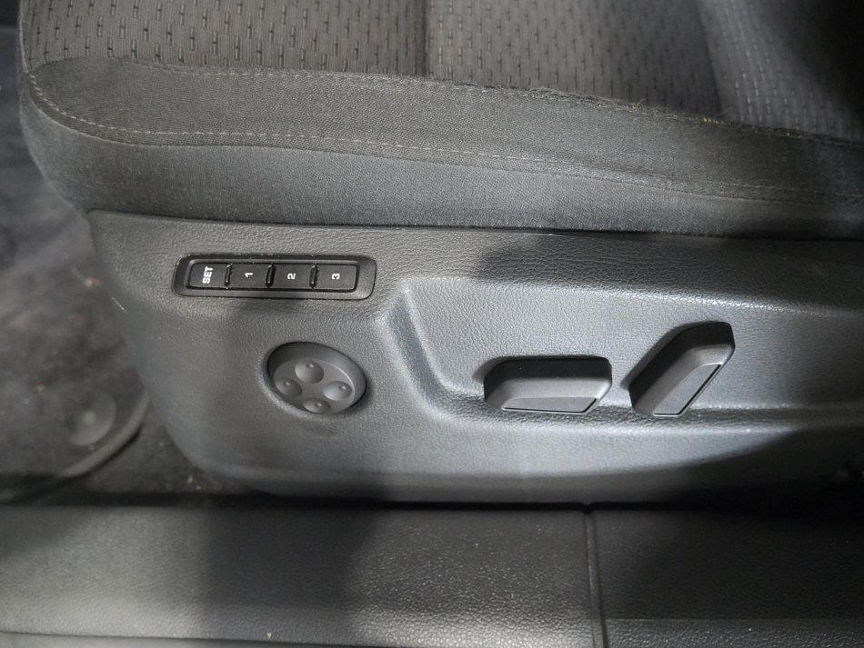 Škoda Superb II 2.0 TDi  4x4