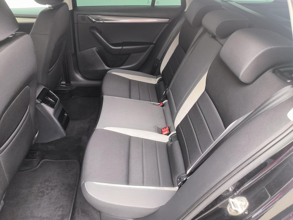 Škoda Octavia III 1.6 TDi Joy