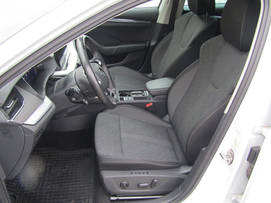 Škoda Octavia IV 2.0TDi Style