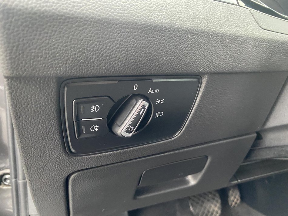 Volkswagen Passat 2.0 TDi 