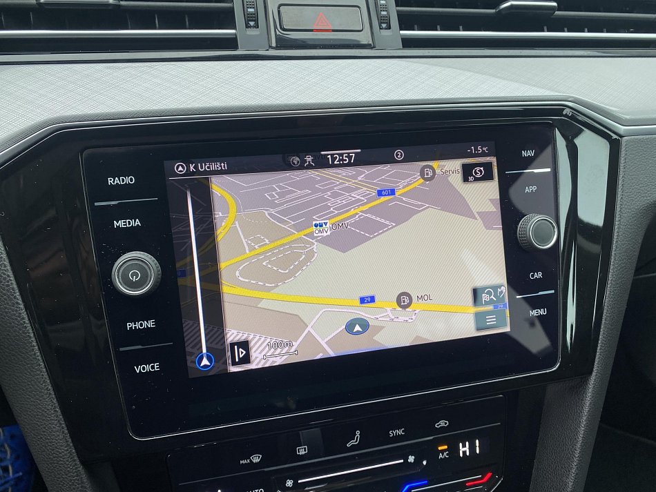 Volkswagen Passat 2.0 TDi 