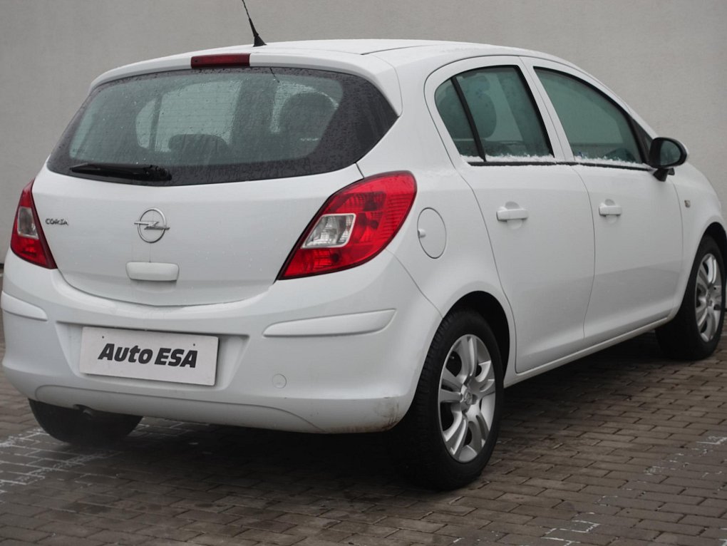 Opel Corsa 1.2i 