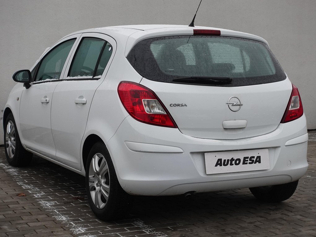 Opel Corsa 1.2i 