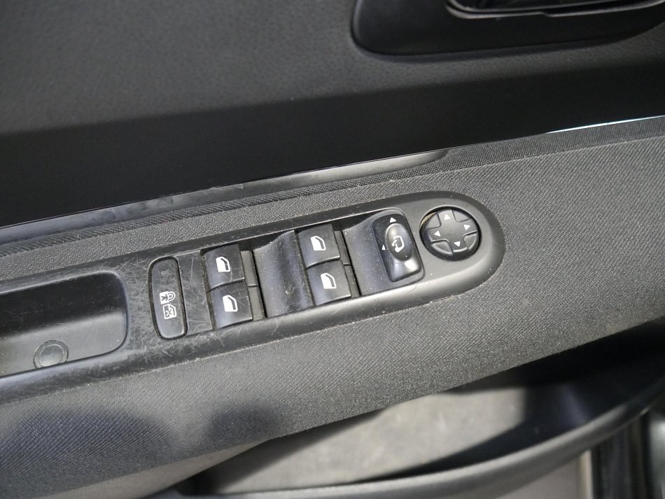 Peugeot 3008 1.6 HDi 