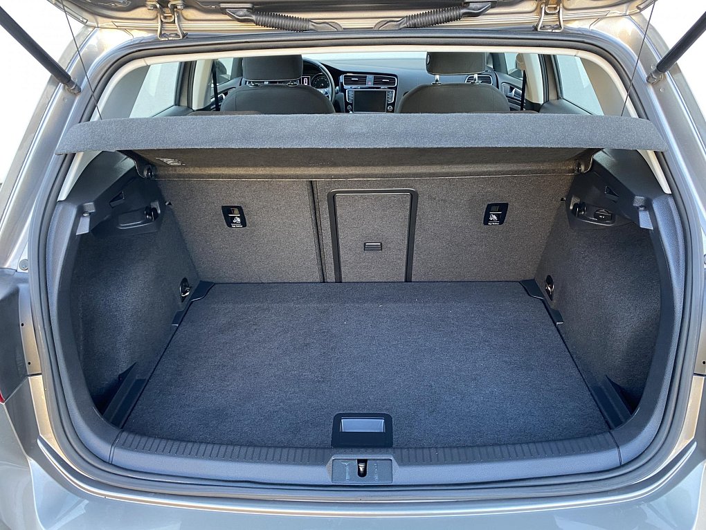 Volkswagen Golf 1.4 TSI 