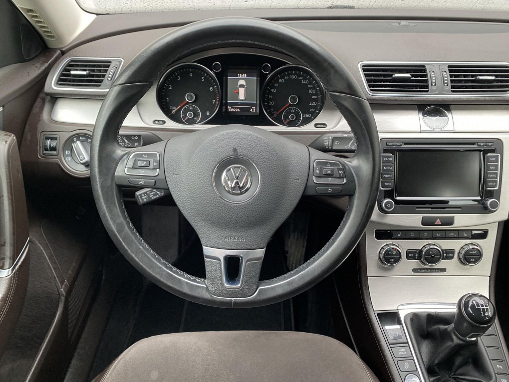 Volkswagen Passat 2.0TSi Highline