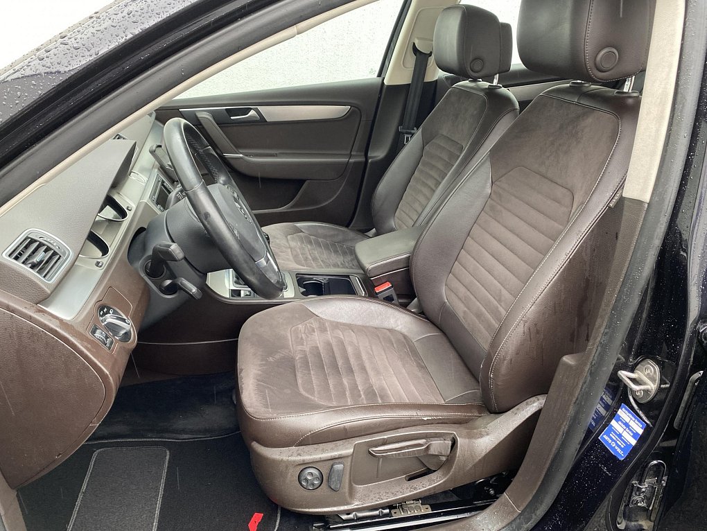 Volkswagen Passat 2.0TSi Highline