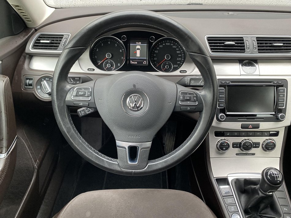 Volkswagen Passat 2.0TSi Highline