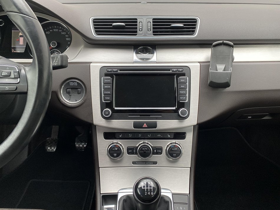 Volkswagen Passat 2.0TSi Highline