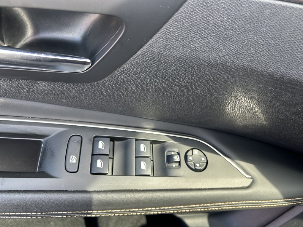 Peugeot 3008 1.2 PT GT Line