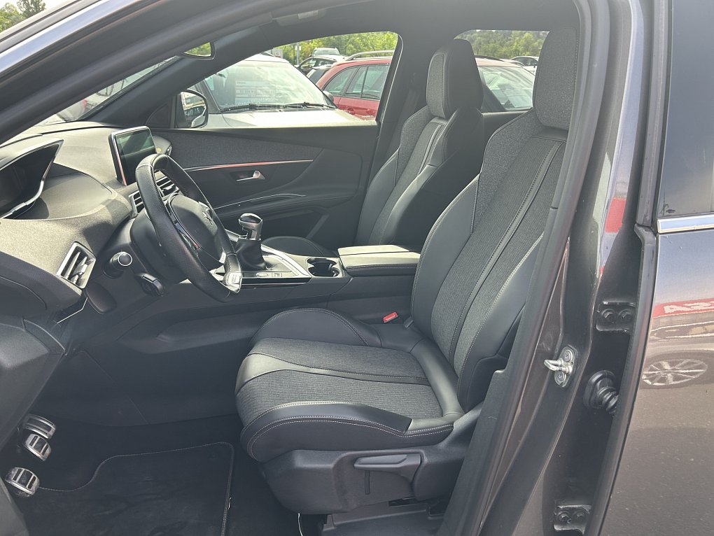 Peugeot 3008 1.2 PT GT Line